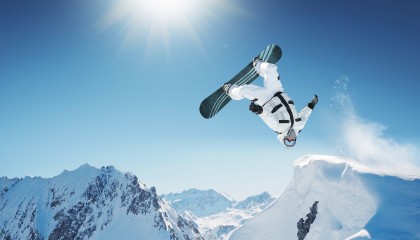 开云体育世界杯-拜仁铁蹄碾碎郁金香，三笘薰成破局关键先生