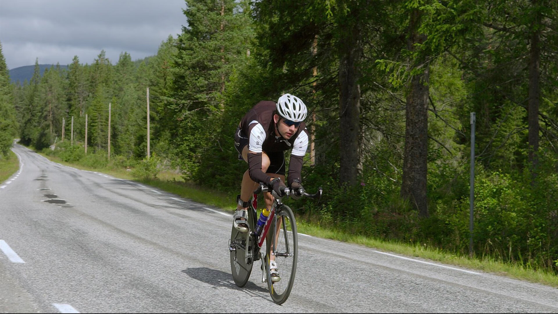 当冷门遇上终结者,斯通斯如何用一粒头球冰封墨西哥的爆冷之梦
