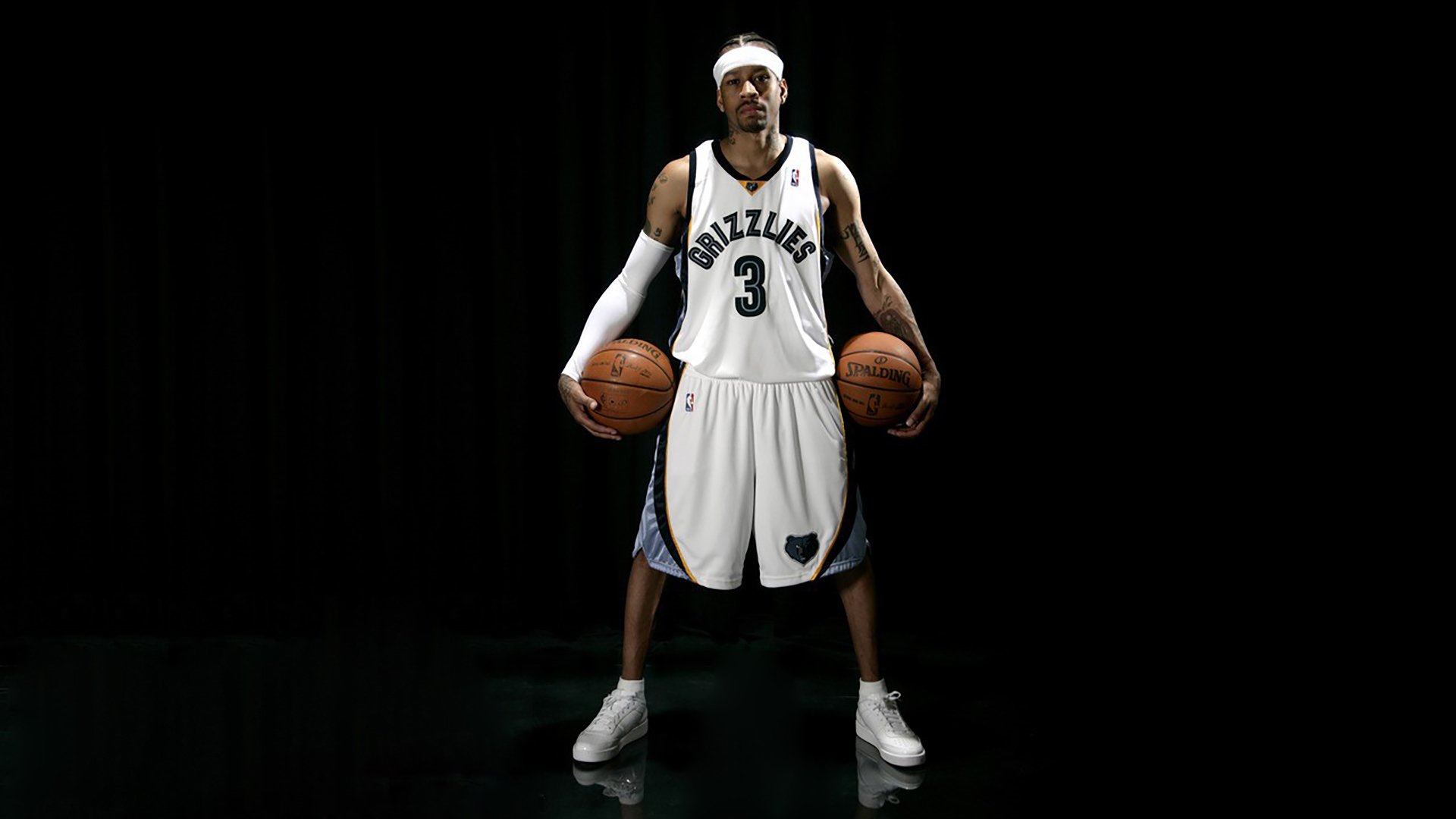 世界排名争夺战焦点战，雄鹿提前终结悬念骑士